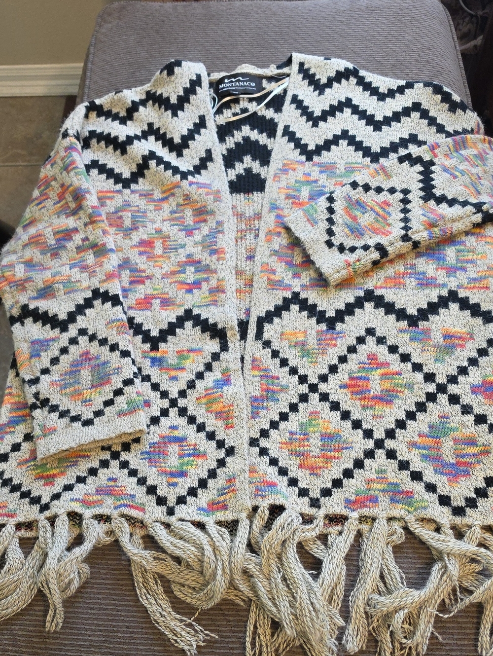Montanaco Fringe Cardigan - Picture 12 of 12